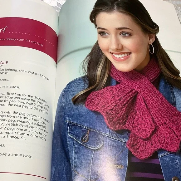 Loom Knitting Book Set - Picture 8 of 8